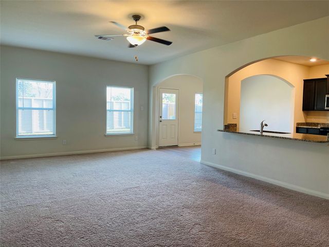 11042 Hillside Creek Drive, Humble, TX 77396