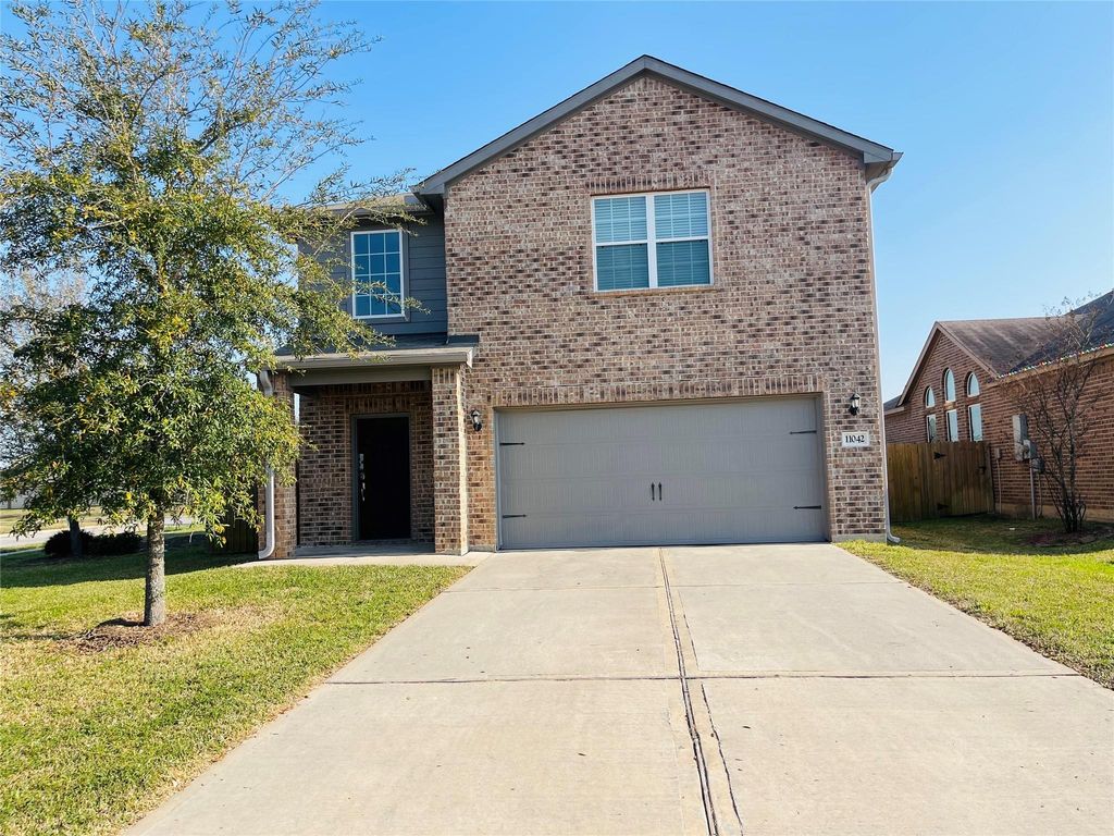 11042 Hillside Creek Drive, Humble, TX 77396