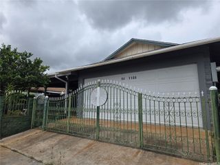 94-1166 Hoomakoa Street, Waipahu, HI 96797