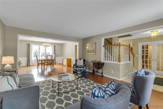 33 Vassar Drive, Amherst, NY 14068