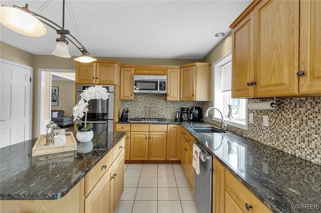 33 Vassar Drive, Amherst, NY 14068