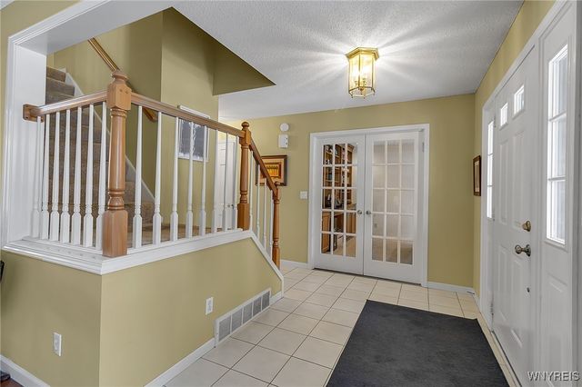 33 Vassar Drive, Amherst, NY 14068