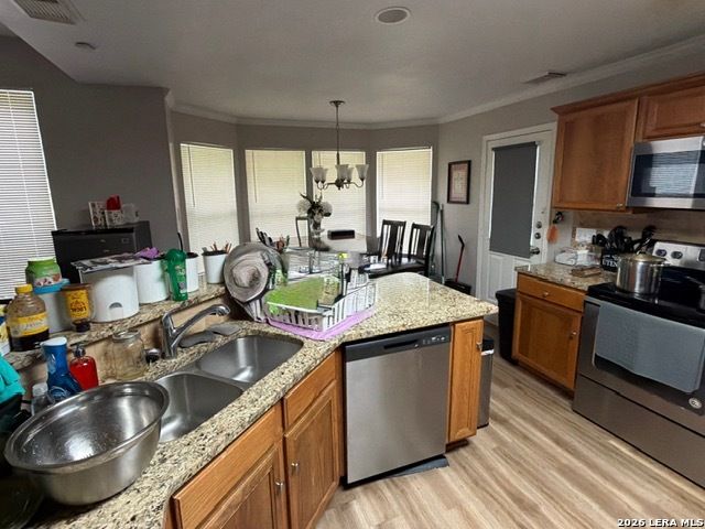 111 Rimdale, Universal City, TX 78148