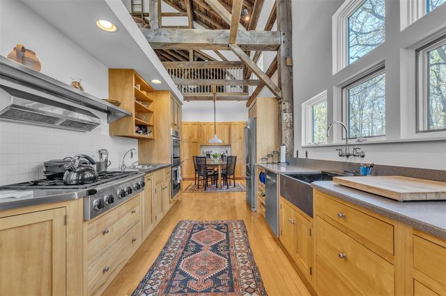5555 Red Fox Run, Ann Arbor, MI 48105