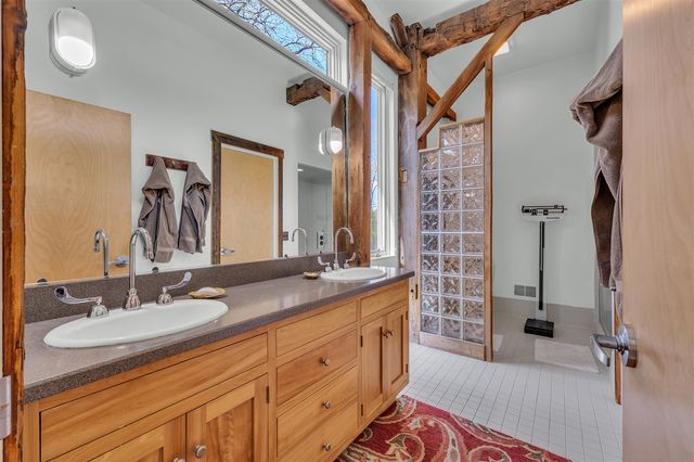 5555 Red Fox Run, Ann Arbor, MI 48105
