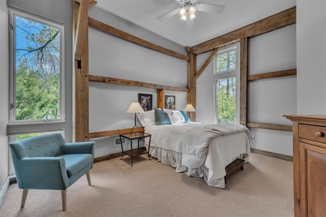 5555 Red Fox Run, Ann Arbor, MI 48105