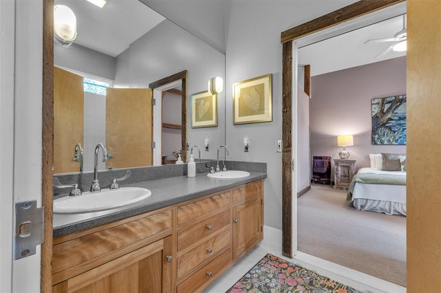 5555 Red Fox Run, Ann Arbor, MI 48105