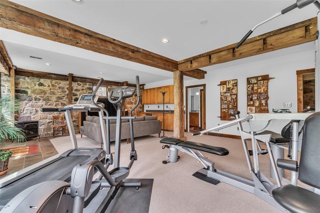 5555 Red Fox Run, Ann Arbor, MI 48105