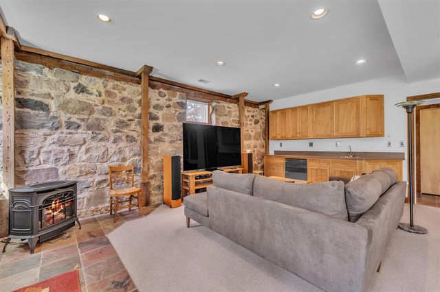 5555 Red Fox Run, Ann Arbor, MI 48105