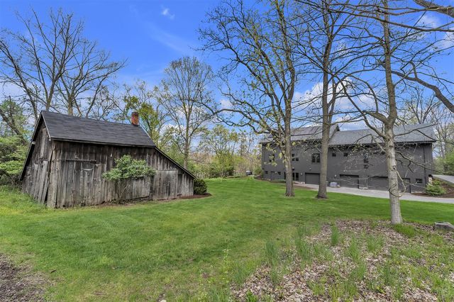 5555 Red Fox Run, Ann Arbor, MI 48105