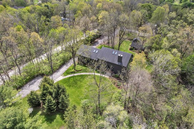 5555 Red Fox Run, Ann Arbor, MI 48105