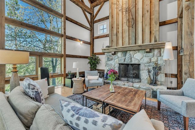 5555 Red Fox Run, Ann Arbor, MI 48105