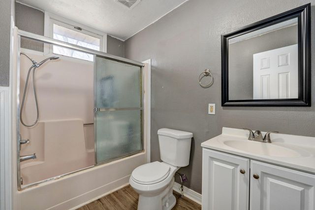 920 W Talmage Street, Springfield, MO 65803