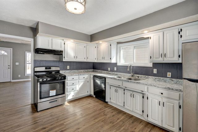 920 W Talmage Street, Springfield, MO 65803