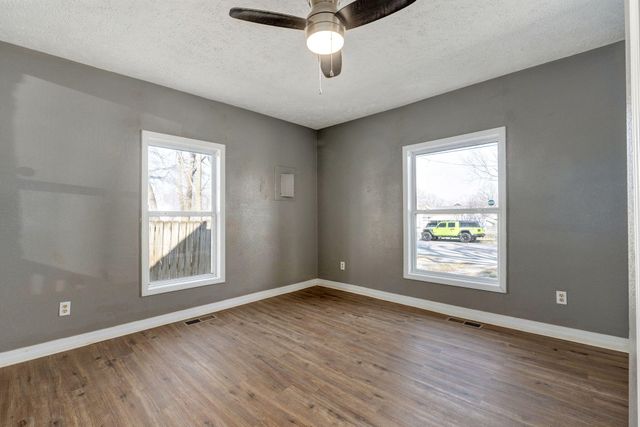 920 W Talmage Street, Springfield, MO 65803