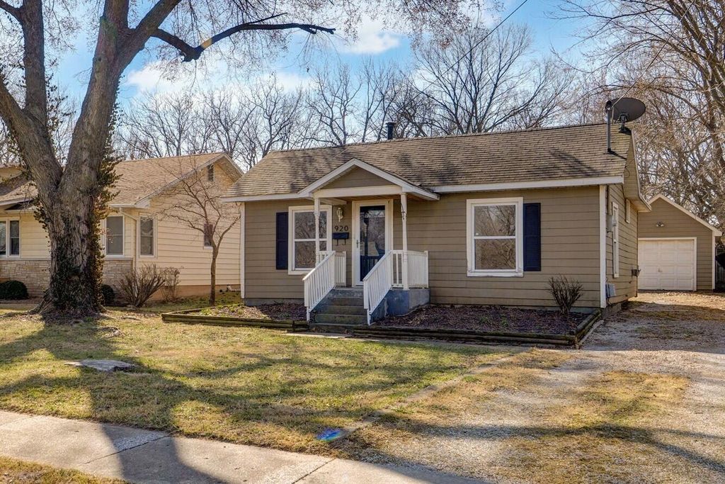 920 W Talmage Street, Springfield, MO 65803