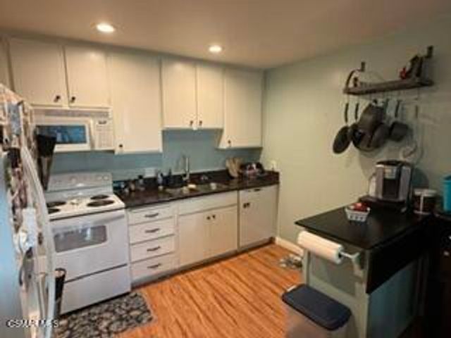 1785 Orinda Court, Thousand Oaks, CA 91362