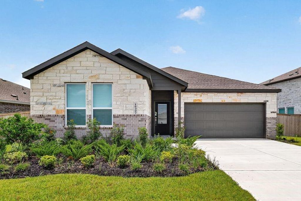 16307 Chestnut Haven Lane, Hockley, TX 77447