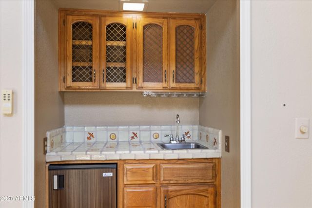 7215 E BUENA TERRA Way, Scottsdale, AZ 85250