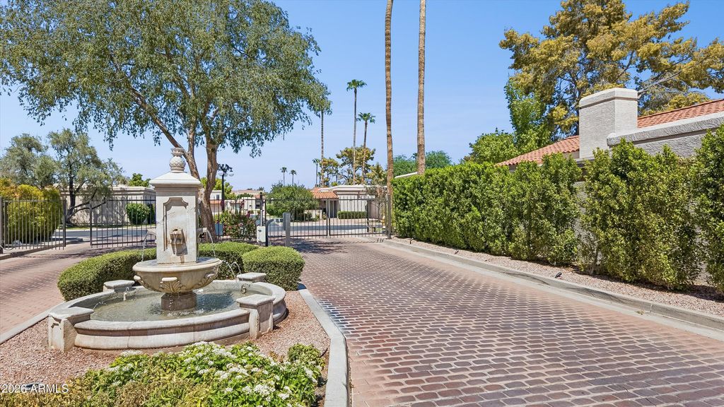 7215 E BUENA TERRA Way, Scottsdale, AZ 85250 — exterior
