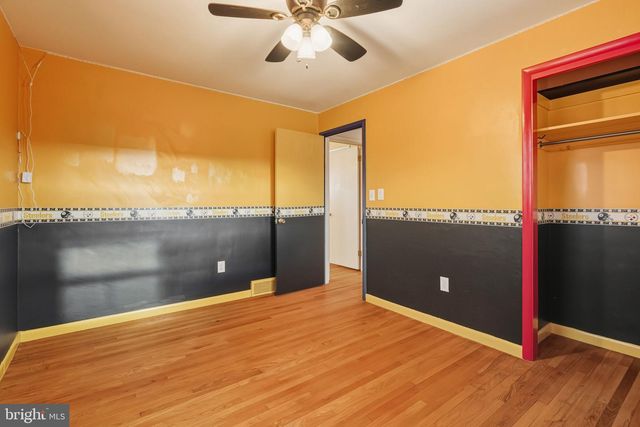 209 N LAUREL ST, Manheim, PA 17545