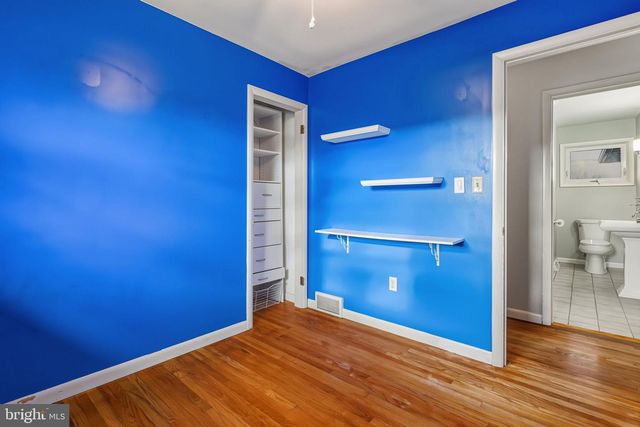 209 N LAUREL ST, Manheim, PA 17545