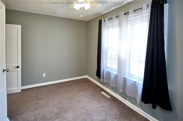 4808 Spring Hill Avenue, South Charleston, WV 25309