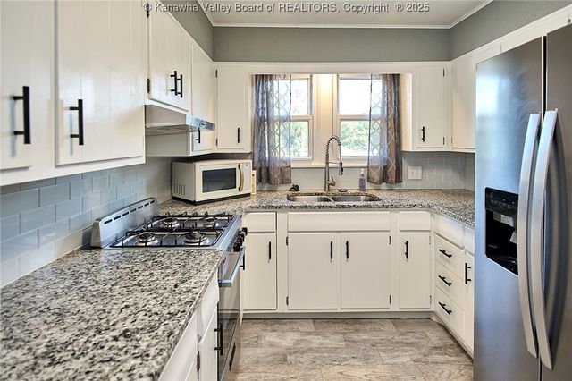 4808 Spring Hill Avenue, South Charleston, WV 25309