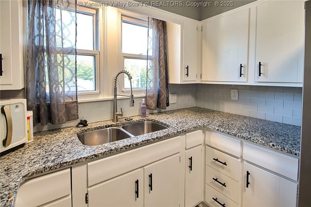 4808 Spring Hill Avenue, South Charleston, WV 25309