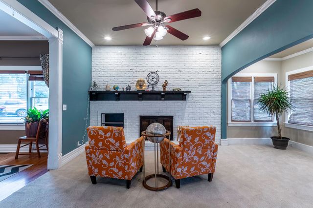302 S Gonser Avenue, Ashley, IN 46705