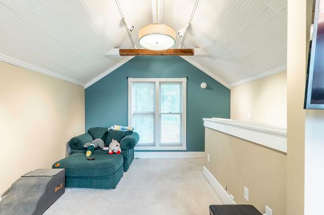 302 S Gonser Avenue, Ashley, IN 46705
