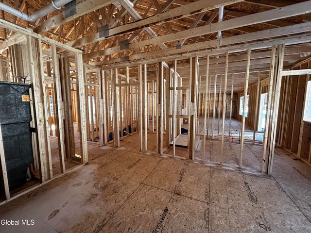 2023 Philomena Drive, Schenectady, NY 12303