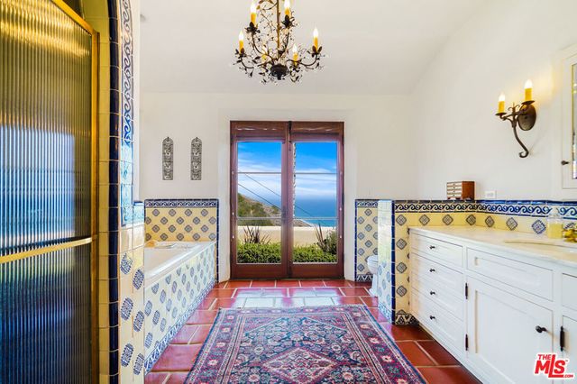 22800 Beckledge Terrace, Malibu, CA 90265