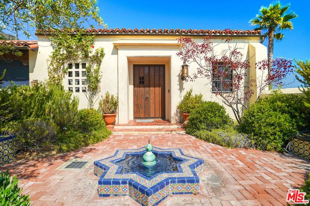22800 Beckledge Terrace, Malibu, CA 90265