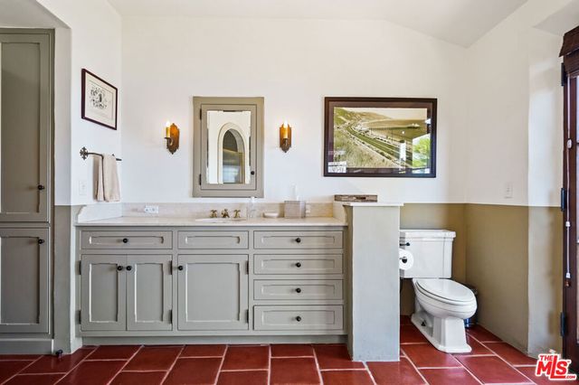 22800 Beckledge Terrace, Malibu, CA 90265