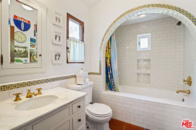 22800 Beckledge Terrace, Malibu, CA 90265