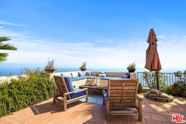 22800 Beckledge Terrace, Malibu, CA 90265