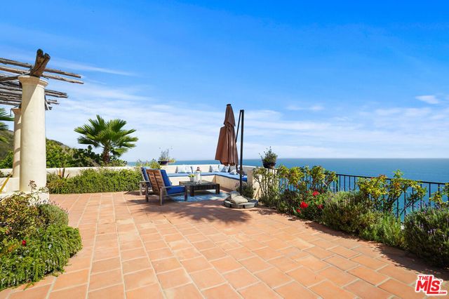 22800 Beckledge Terrace, Malibu, CA 90265