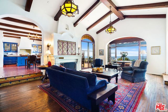 22800 Beckledge Terrace, Malibu, CA 90265