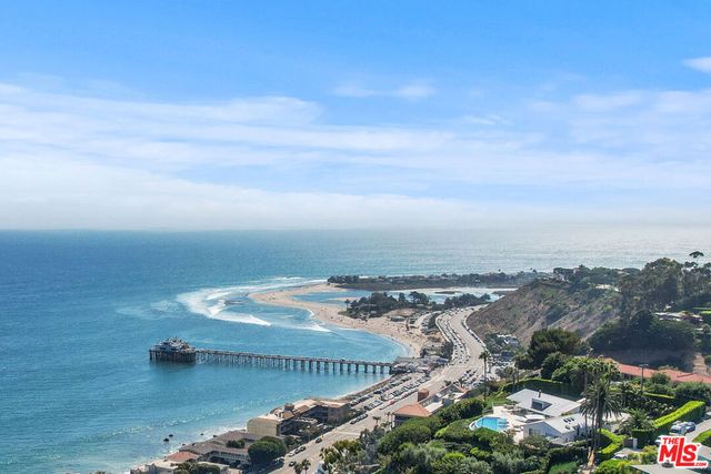 22800 Beckledge Terrace, Malibu, CA 90265