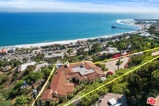 22800 Beckledge Terrace, Malibu, CA 90265