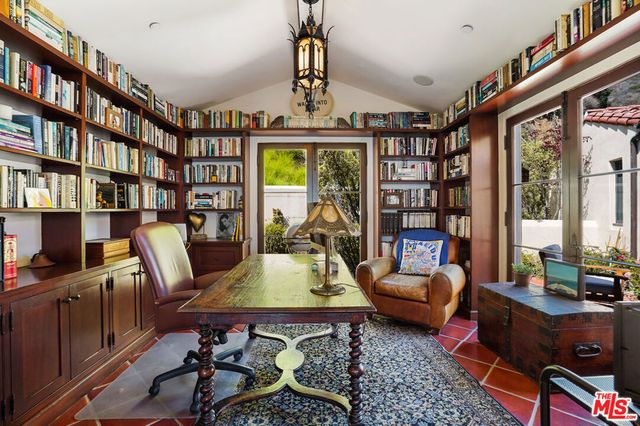 22800 Beckledge Terrace, Malibu, CA 90265