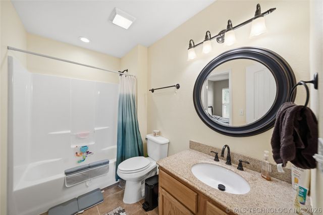 2467 E 380 Road, Talala, OK 74080