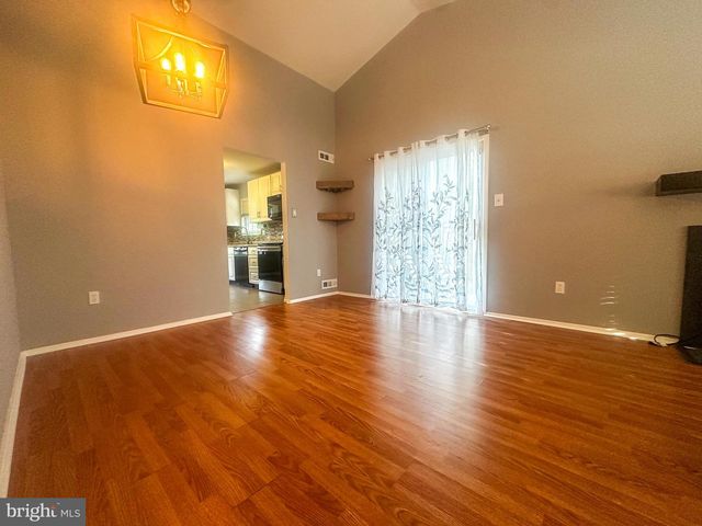 801 EAGLE POINT PL, Galloway, NJ 08205