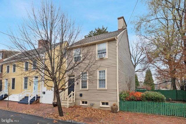 160 2ND, New Castle, DE 19720