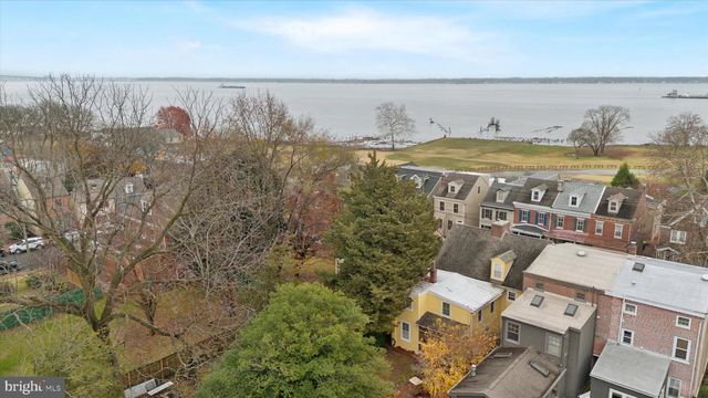 160 2ND, New Castle, DE 19720