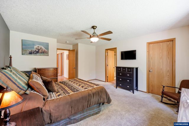25757 SE Frog Pond Ln, Eagle Creek, OR 97022