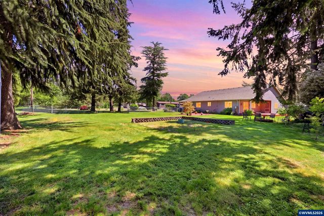 25757 SE Frog Pond Ln, Eagle Creek, OR 97022