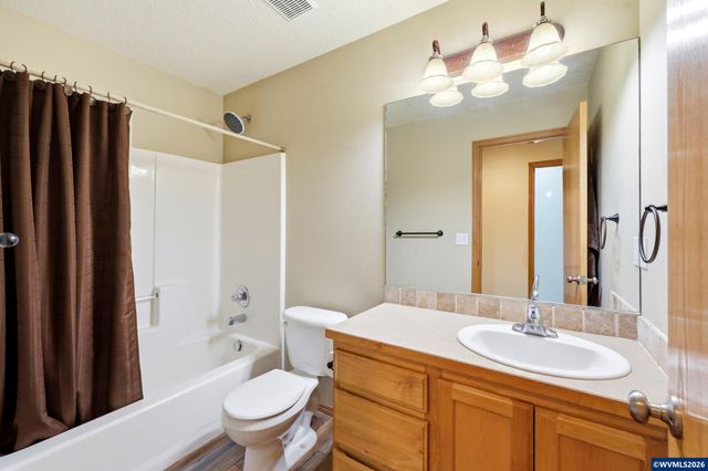 25757 SE Frog Pond Ln, Eagle Creek, OR 97022