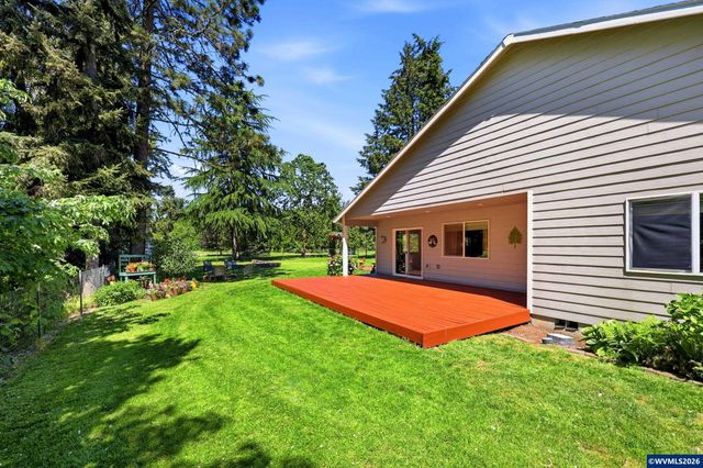 25757 SE Frog Pond Ln, Eagle Creek, OR 97022